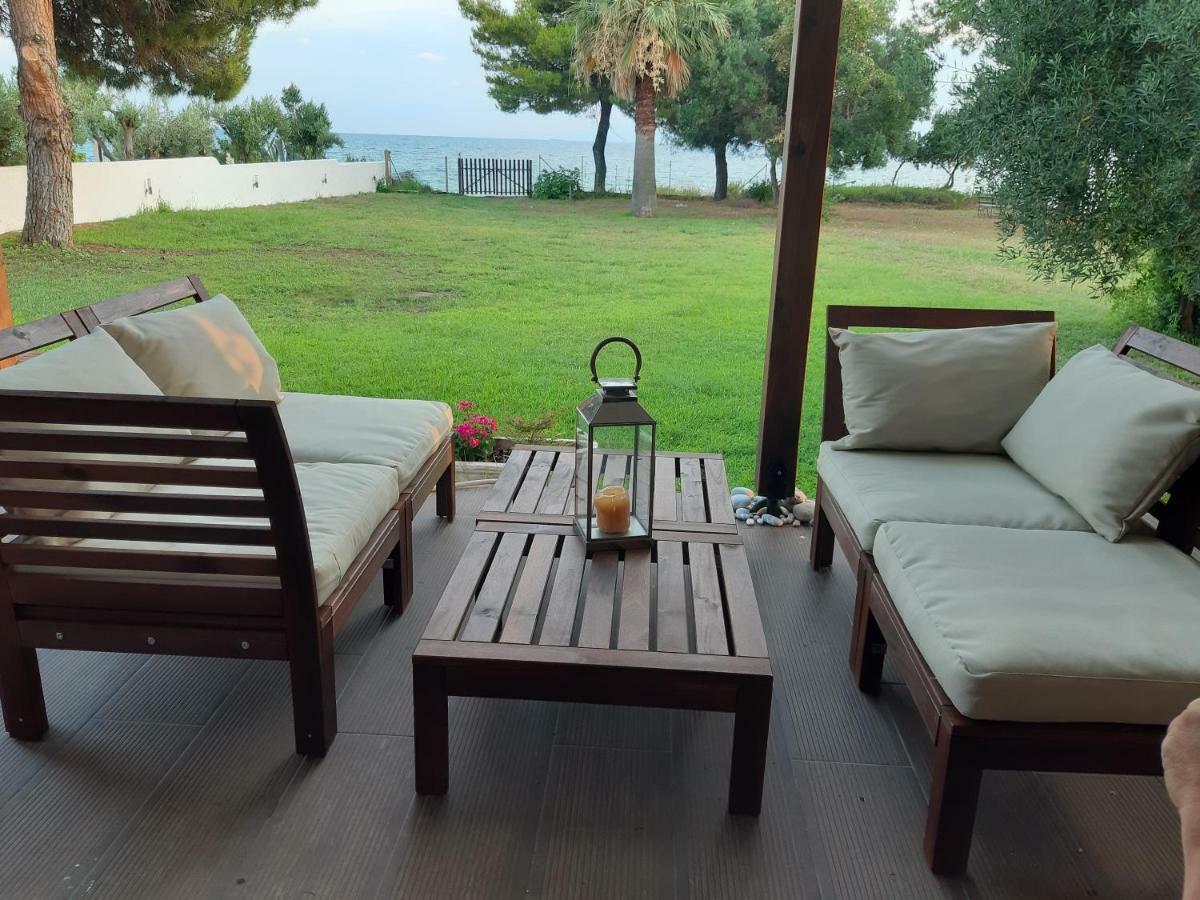Seafront Villa Joan Nea Skioni Exteriér fotografie